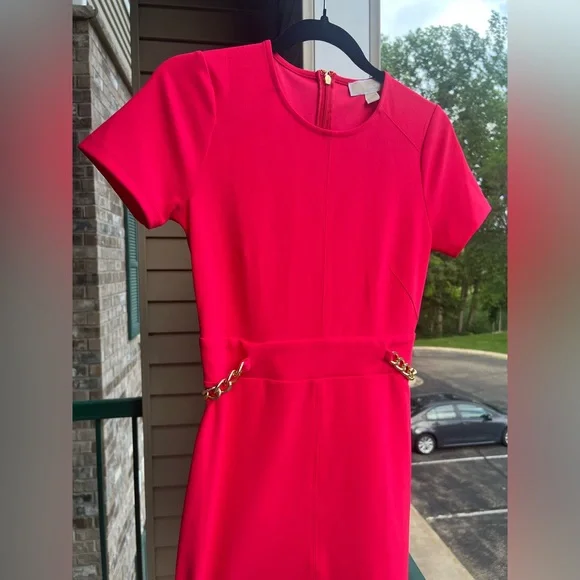 π Michael Kors Deep Pink Sheath Dress Size XS Gold Chain Waist - Picture 6 of 12